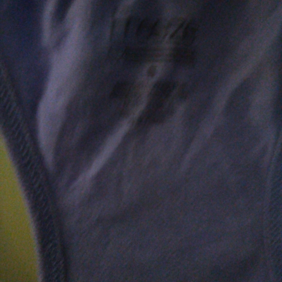 Tank top - Picture 3 of 3